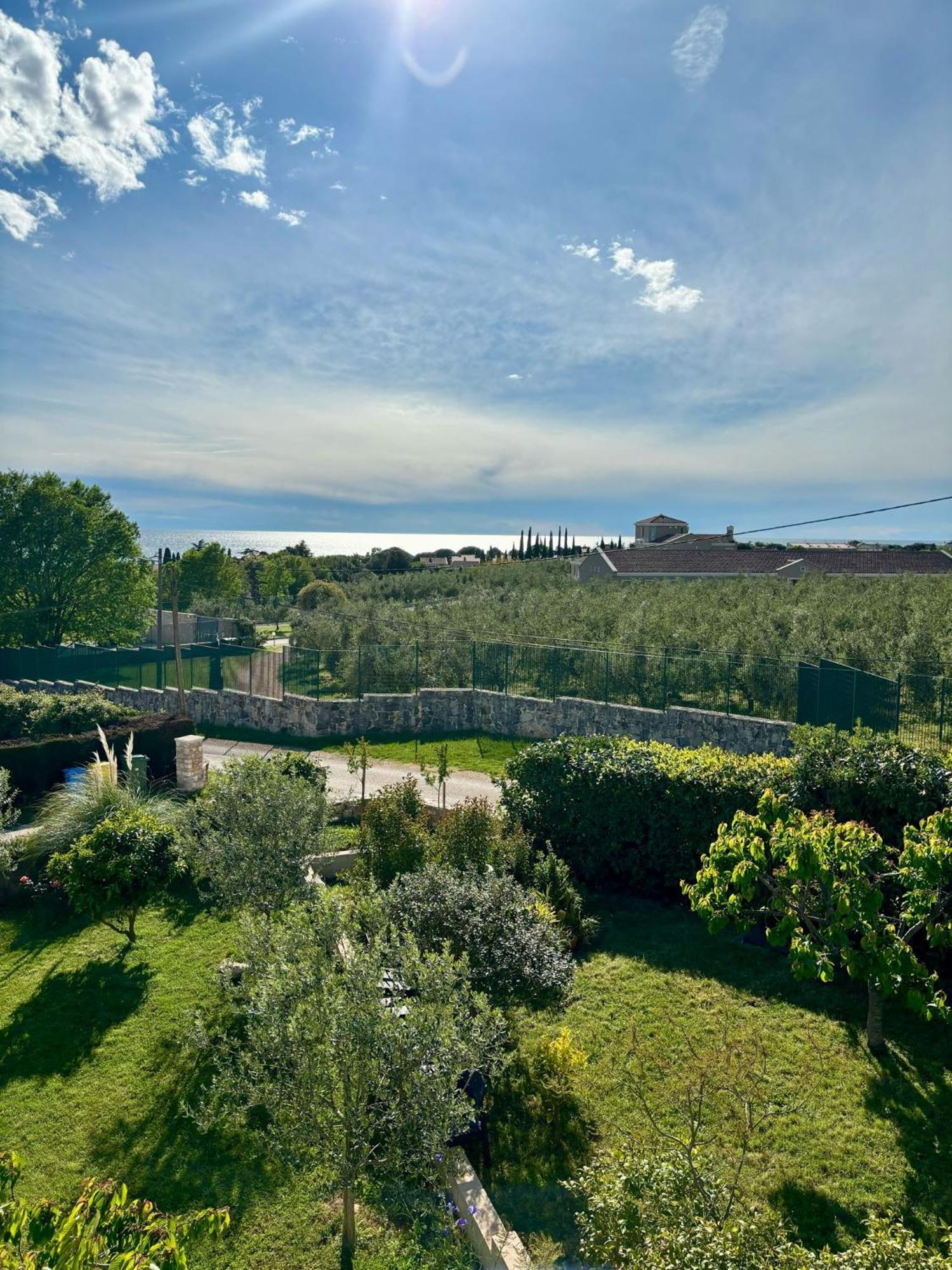 New Apartment Vivano Val With Amazing View Zambratija  Luaran gambar